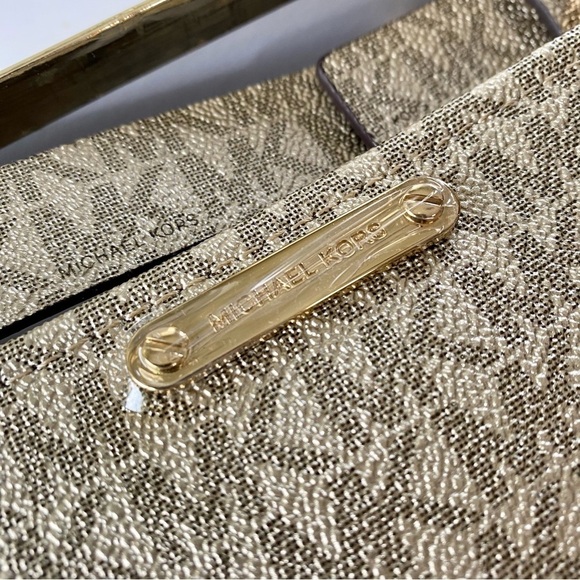 *NEW IN BOX* MICHAEL KORS Belt Bag Adjustable Metallic Logo Gold & Logo Keychain - Picture 8 of 13